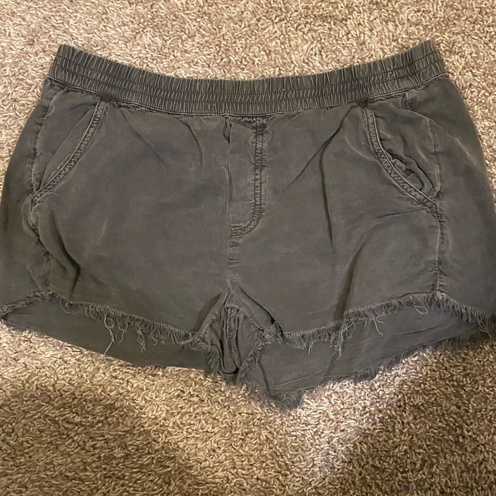 Aerie beach short